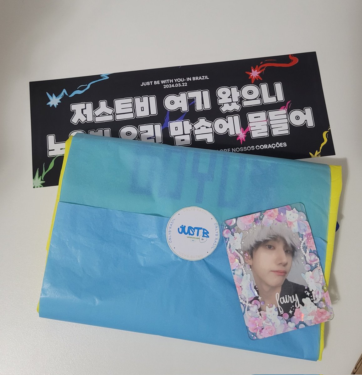 onetonine9's tweet image. Afinal, não mostrei como as camisetas foram embaladas certo?
Vou mostrar um pouco do processo pra vocês, todos os membros receberam chaveiros personalizados.
Faria tudo novamente! ❤️

#JUSTB #JUSTBeWithYou_in_SaoPaulo  #JustBeWithYou @JUSTB_Official @JUSTB_twt