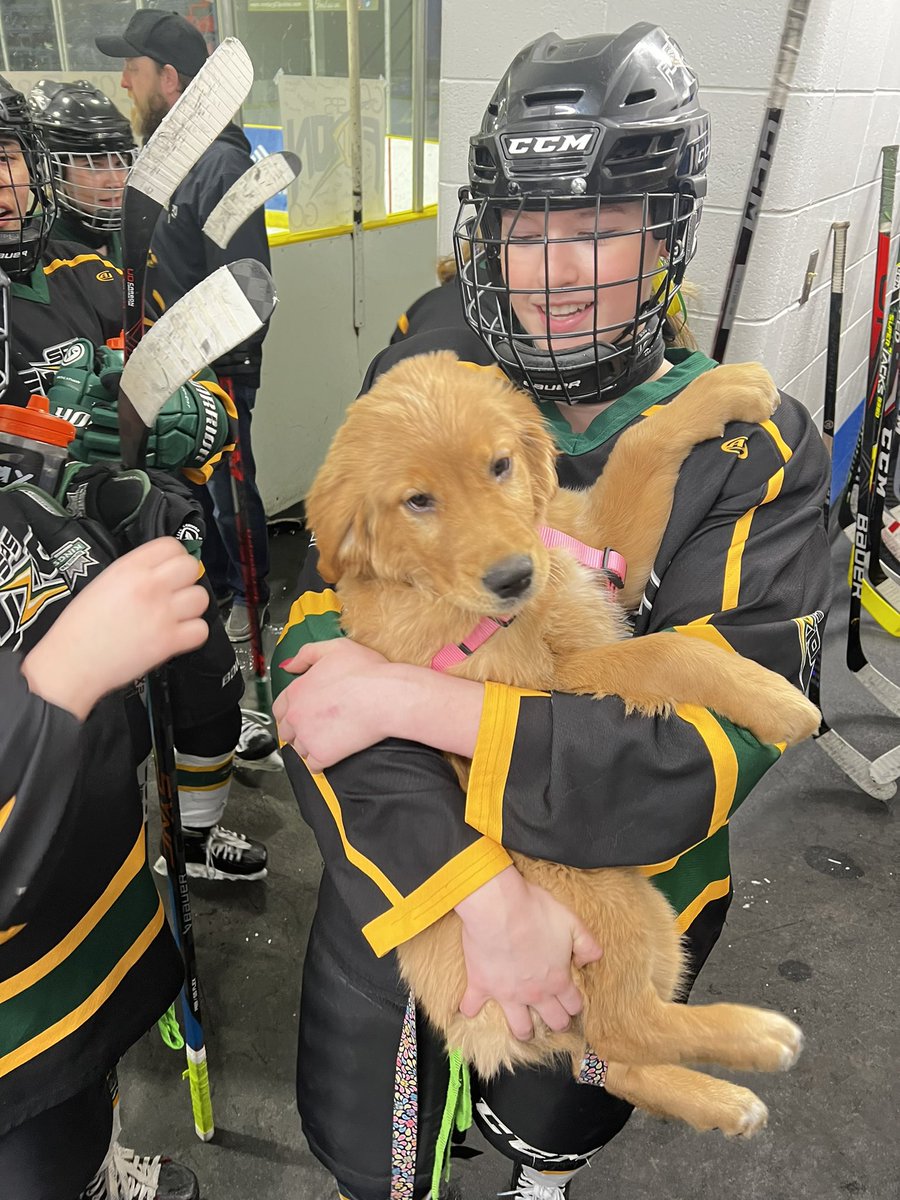 katieinthepark's tweet photo. Layla and her #shpk Fuzion U18 teammates are off to the provincial finals!
Layla won POG and opened scoring.
Fuzion upset Calgary 2-1!
They now take on the home team for the title!
#strathco #hockey #EFHL https://t.co/k9lCPV3WRH
