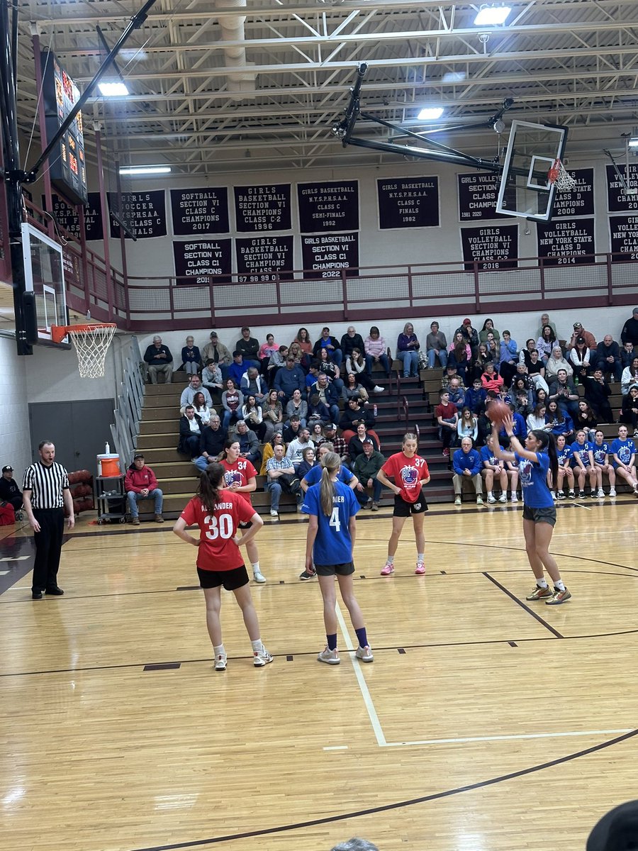 SalamancaGBB's tweet photo. Today, our number 2 played her final high school basketball game in the Big 30 Senior Classic. She represented New York and the Salamanca girls basketball team one last time. Congratulations @karinacrouse2 on an outstanding career! https://t.co/VqcOwL4PXj
