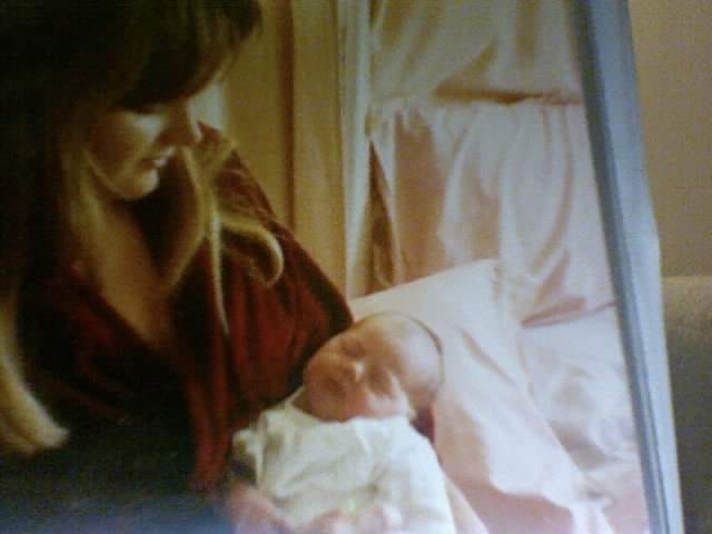 Jandal_It's tweet photo. Poverty and Death 🧵

She should have turned 39 today. But she died 10 weeks after these were taken. She is my 'why'. I write about policy driven poverty &amp; inequality, because she was born into both. That and DV. And to a Trad Wife fundy-raised mother who left school at 14. https://t.co/DcXptrAqpr
