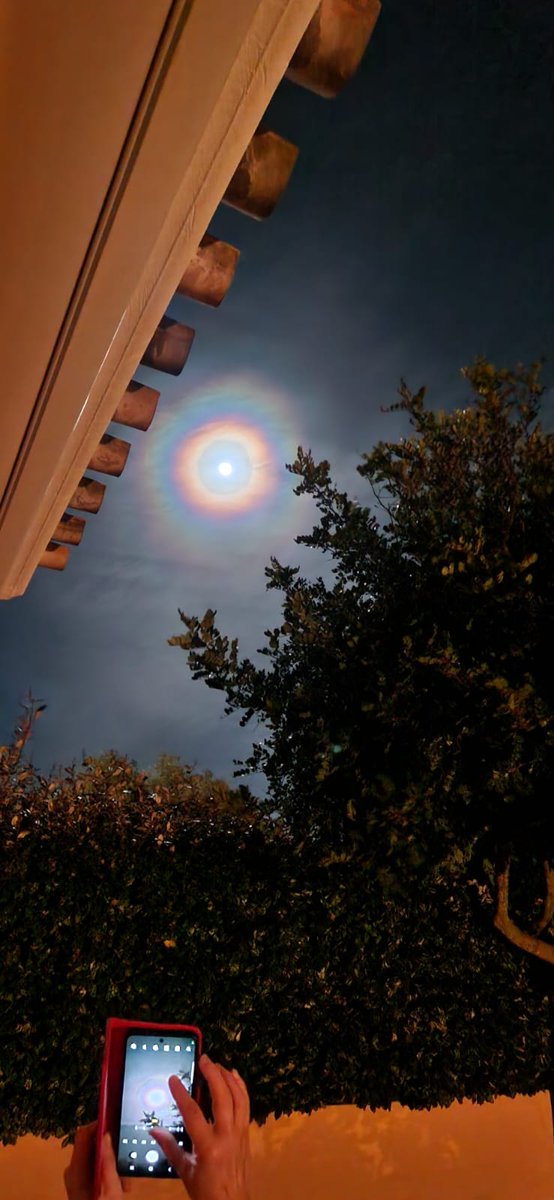 La Luna stasera... ma che spettacolo é #LUNA #LUNE #Moon #24Mar24