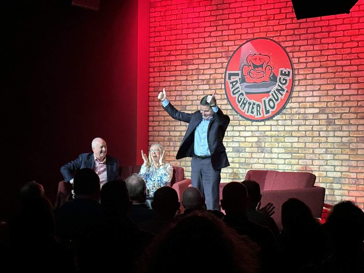 Well the @LaughterLounge was the perfect venue for the @forthemanypod tonight. Plenty of serious topics including immigration, security and Govt structure discussed but loads of laughs throughout too. Thoroughly enjoyable. Esp the @MileyCyrus exit