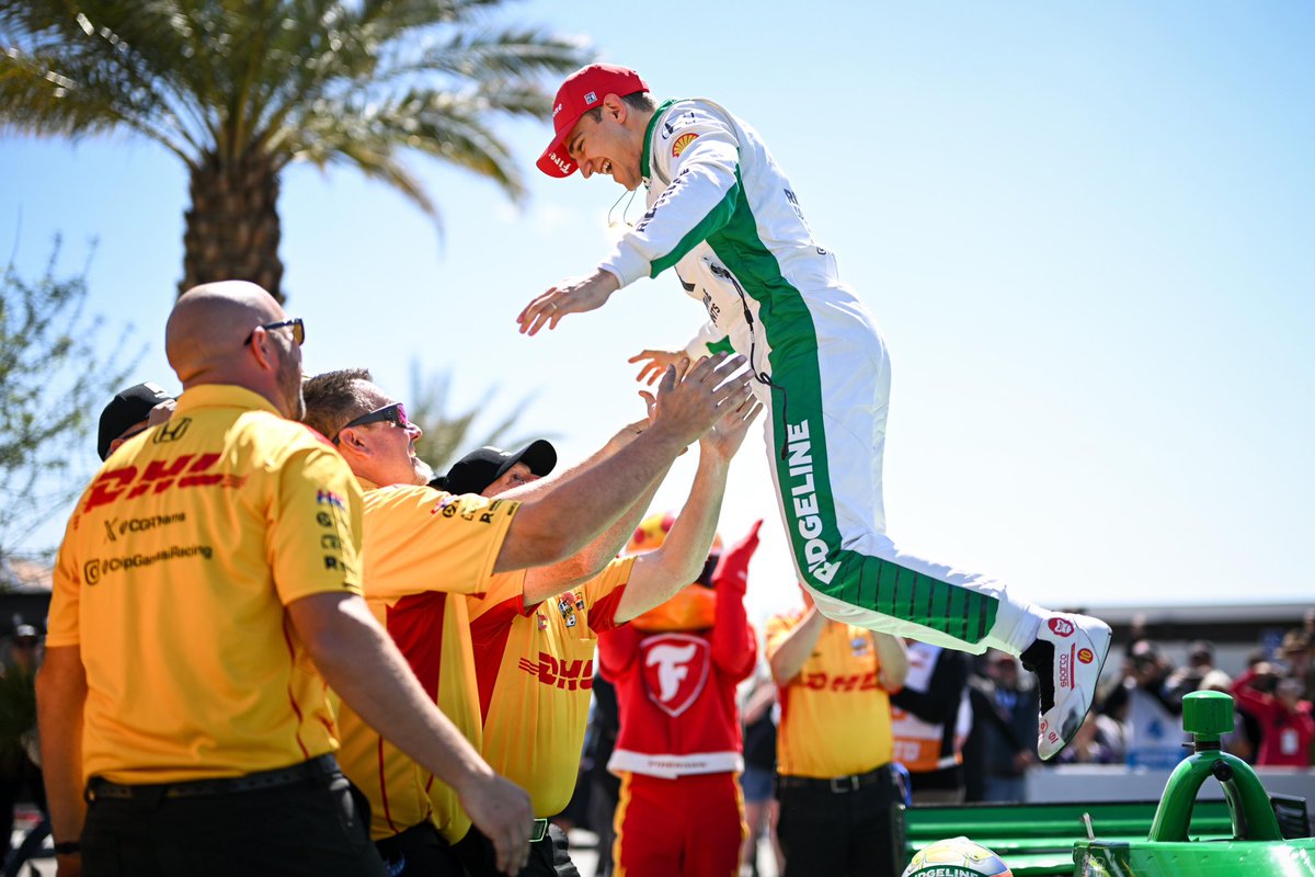AlexPalou's tweet photo. WINNERS of the $1 Million Dollar Challenge 🤑

@CGRTeams 
@askforridgeline https://t.co/zPv0H14RkL