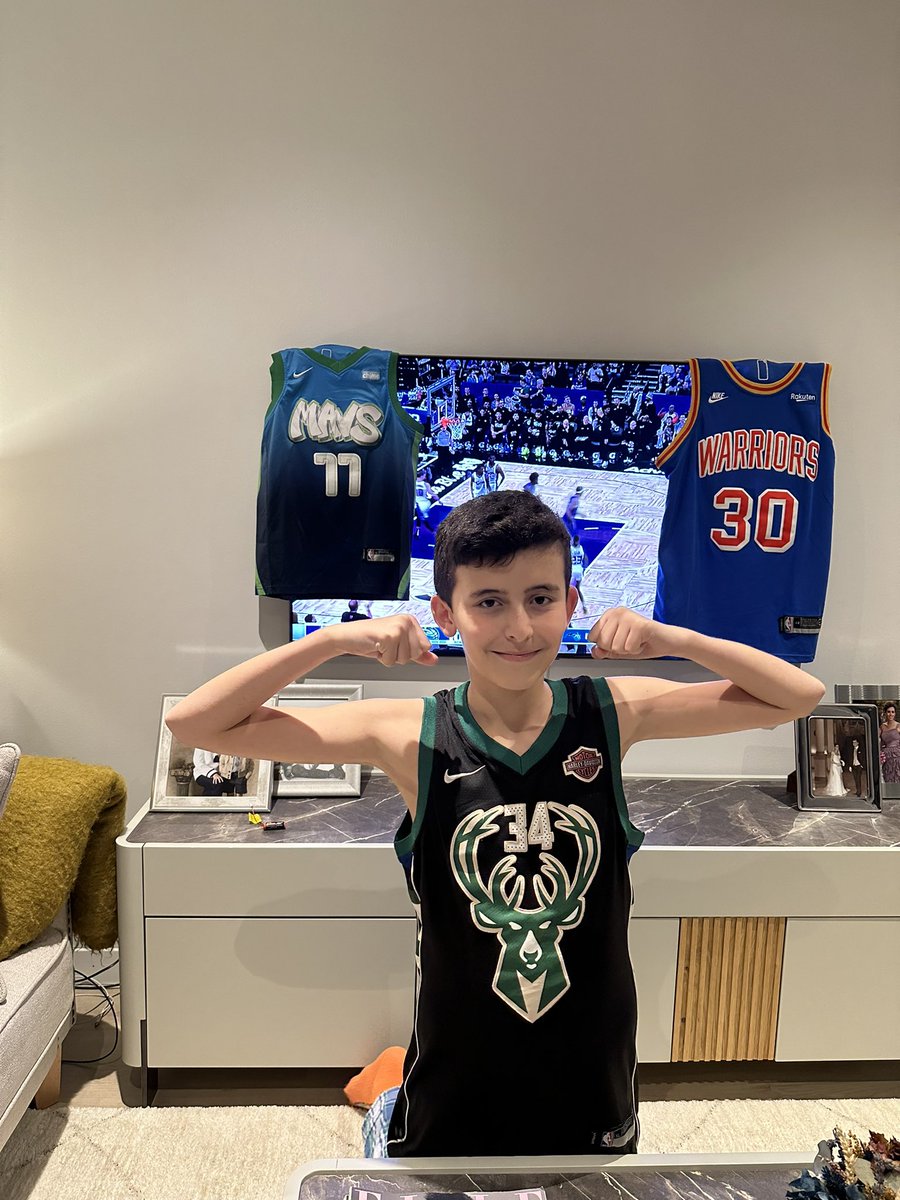 jares1979's tweet photo. #nbasundays https://t.co/HqoNJAOaQA