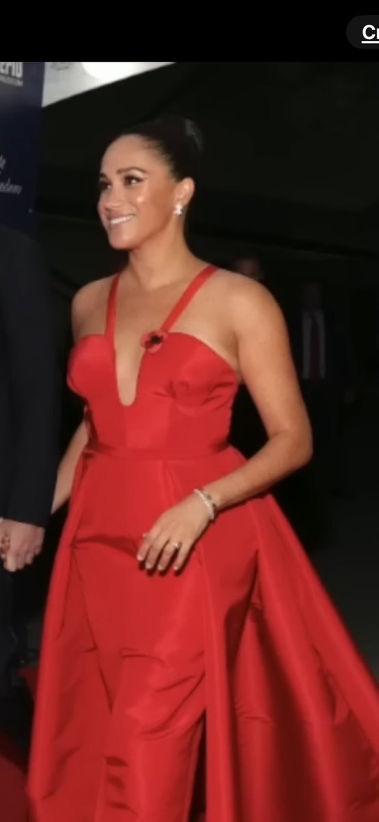 0Rthebest91033's tweet photo. #BoycottingALLOfMeghansNewProducts #DuchessForHire #BoycottingALLMeghanMarklesSHIT #SussexSquadLeaderMeghanMarkle
#DuchAsssFromWalmart #DragRaceDuchess #SuckeredByMeghanMarkle #FailedRoyals #CarParKKKleQueen #HarryandMeghanAreDelusional #MeghanAndHarryLoathedAroundtheWorld https://t.co/zbgerKoO2P