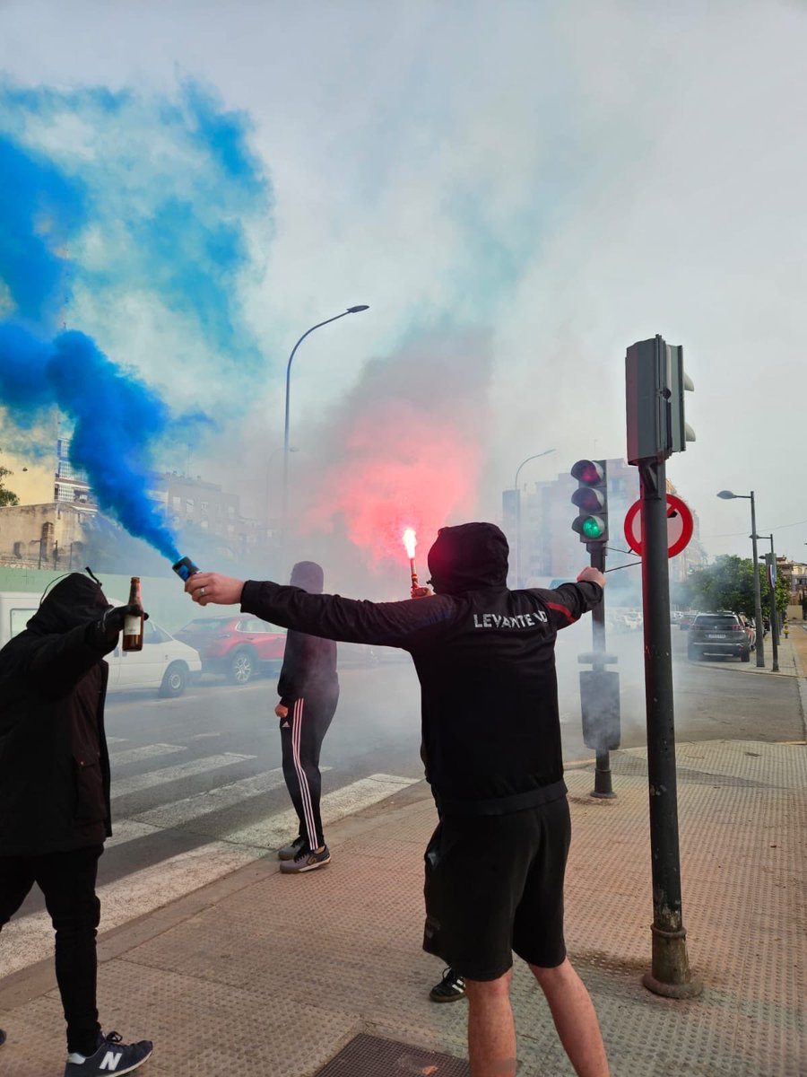 LUE Firm tweet media