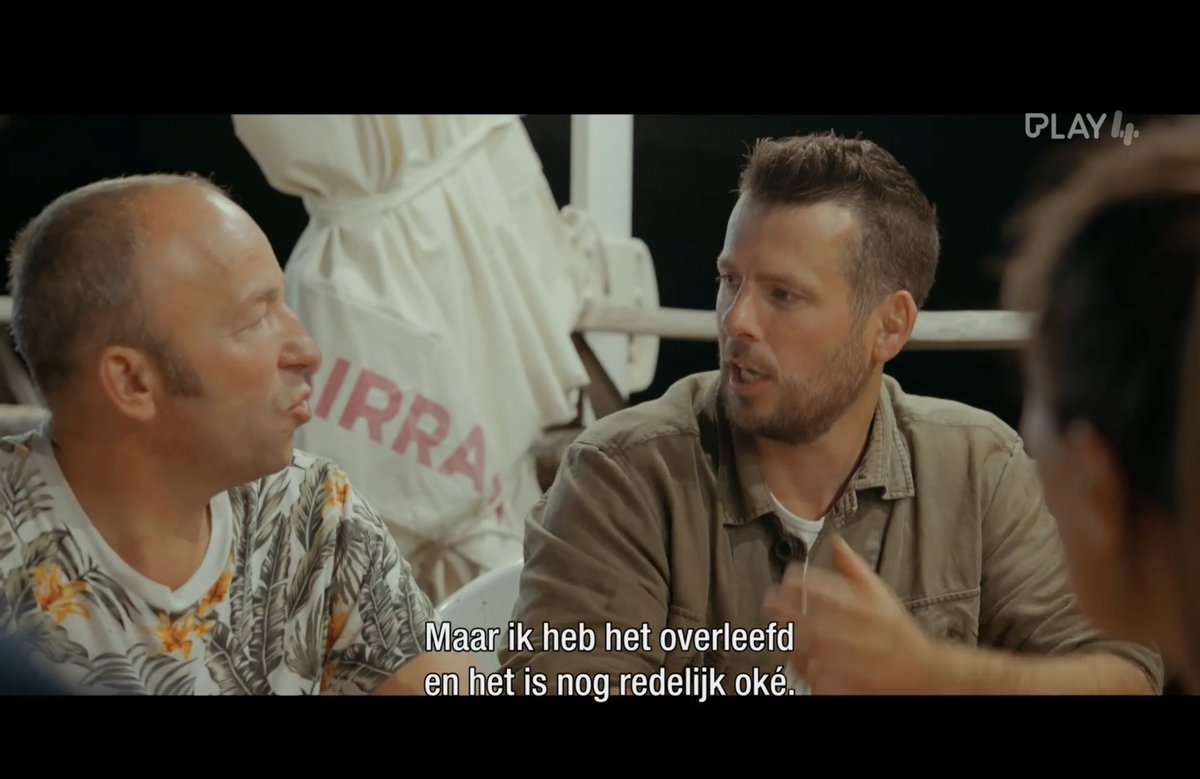 #DeMol 
Ik wanneer ik net een zwaar trauma gedumpt heb op mensen die ik anderhalve minuut ken en er een pijnlijke stilte valt: