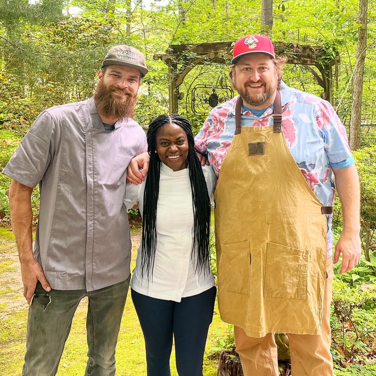 JayDucote's tweet photo. Brunch Team Assemble! We catered an excellent post-wedding meal today for @jChaseFreeman and Julia. Thanks to Dyllan and my #foodnetworkstar homie Chef Ru for pitching in a helping hand! #brunch #cheflife #privatechef https://t.co/IsjnyyWl2I