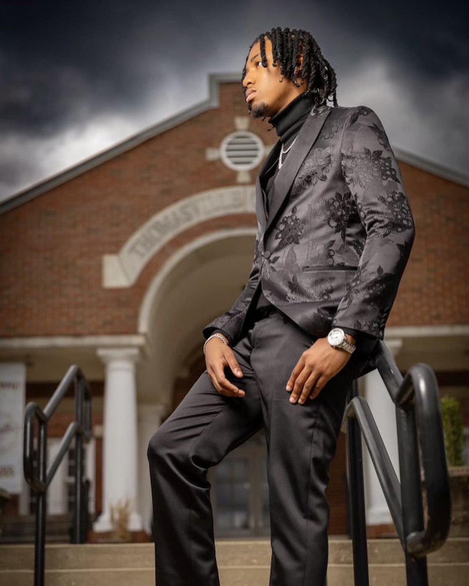 2peachyll's tweet image. Son
#Prom24