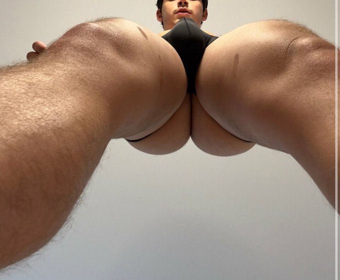 Watch msamuel (18+)'s leaked NSFW photo on TwXstars