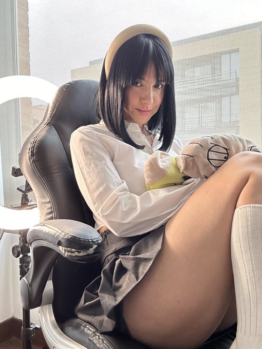 Do you like to see me in anime, and what picture do you prefer? #anime #gaimer https://t.co/mof9pGib<a href="/tag/anime"class="tags"><span>#anime</span></a><a href="/tag/gaimer"class="tags"><span>#gaimer</span></a>