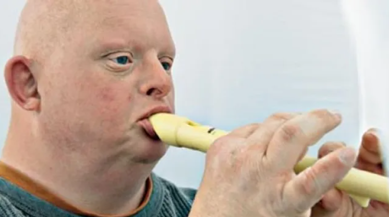 Flute tweet media