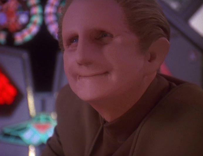 JanelleWaz's tweet photo. Always a special moment when Odo smiles. #DS9 #TheBegotten #allstartrek https://t.co/fxUjVwwPSZ