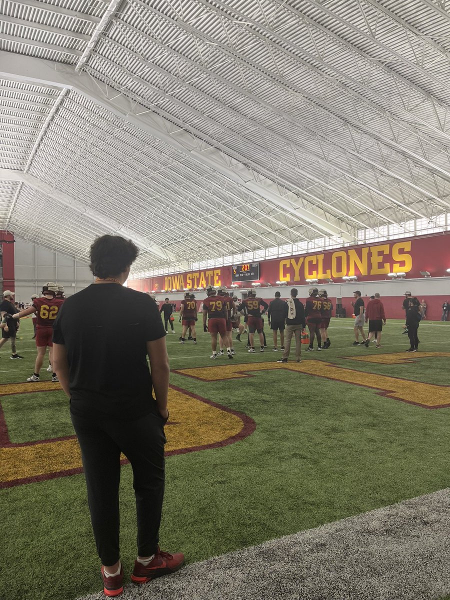 Had a great time in Ames! Enjoyed learning about Cyclone Football! Thank you! @RyanClanton @Coach_Roehl @CoachXQuig @DerekHoodjer
