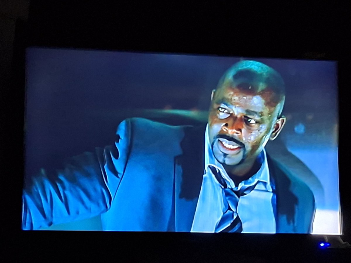 I'm watching one of my favorite episodes of #Numb3rs S4.10 Chinese Box. The intense scenes between <a href="/AlimiBallard/">Alimi Ballard</a> &amp; Enrico Colantoni in the elevator are fantastic! 👏 👏 👏 

I also love that <a href="/DylanBruno12/">Dylan Bruno</a> gets to yell at his brother in this episode as well.