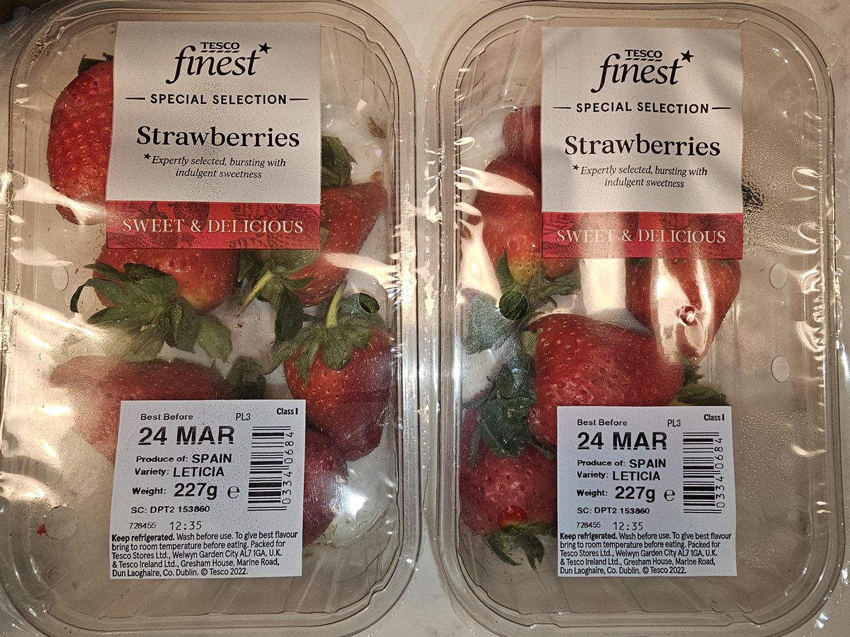 ahobcroft's tweet photo. @Tesco received my grocery order tonight and 2x punnets of strawberries are best before *today* and are already mostly inedible. https://t.co/4ITDjJbNoN