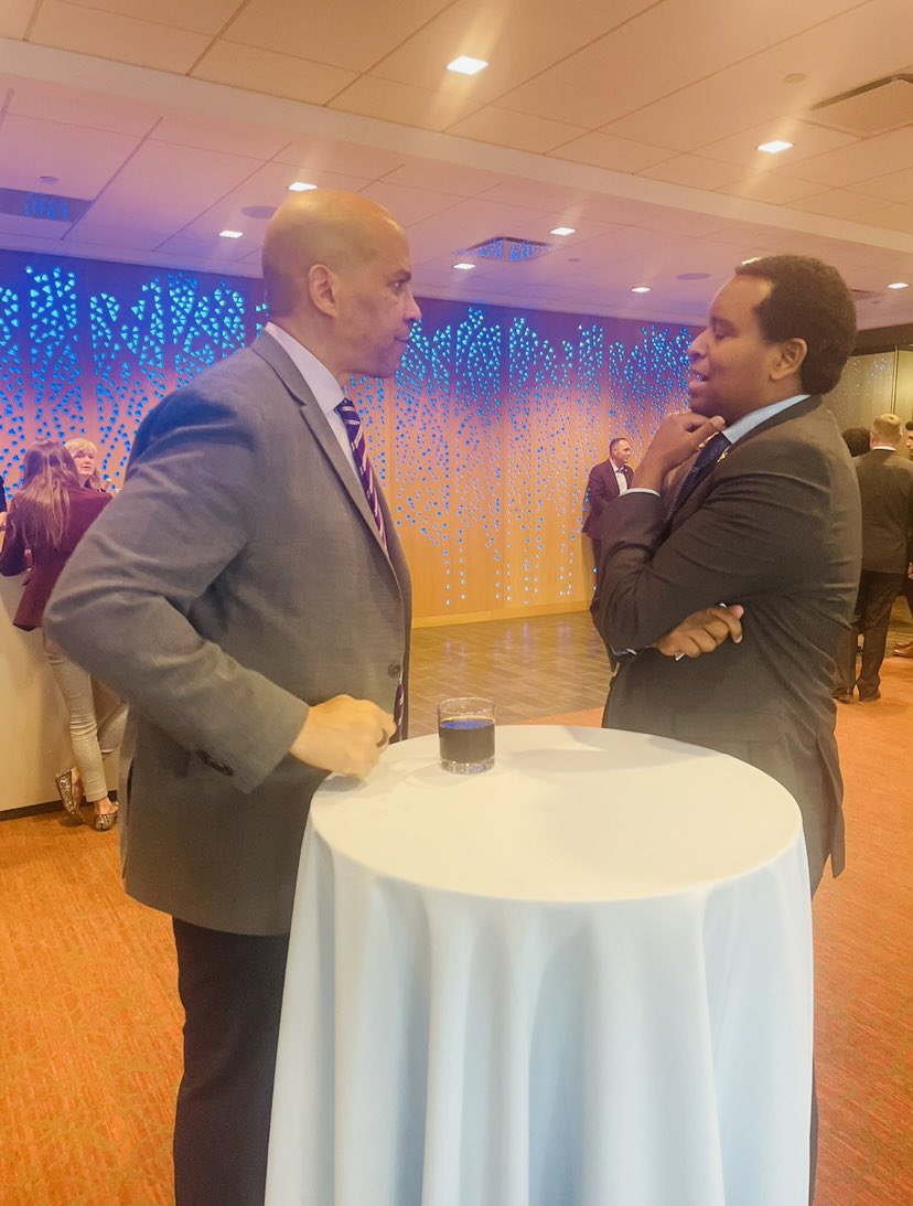 Wonderful catching up with so many folks at the @coloradodems Obama Dinner yesterday, and welcoming my good friend Senator @CoryBooker to the great state of #Colorado — his speech was terrific!