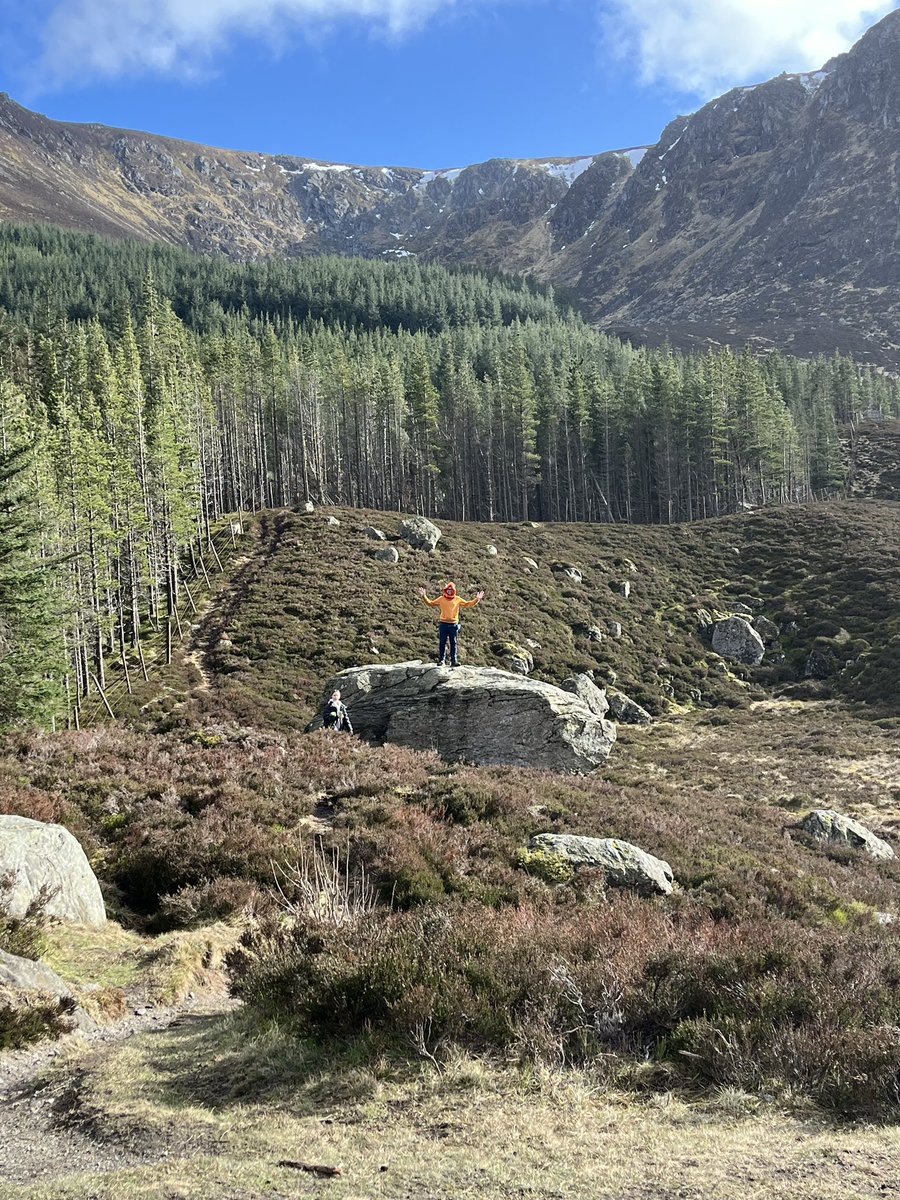 drewduffy's tweet photo. Beautiful day for a walk with the family up Glen Clova to Corrie Fee 🥰

#SundayWalk #FamilyTime #Scotland https://t.co/24hyVkTAzA