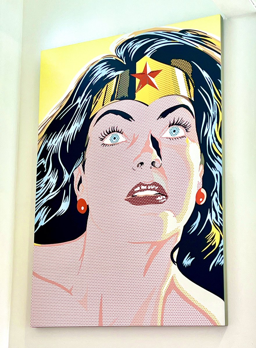 Check out this amazing painting by world renowned artist Toni Sanchez. 

It’s mixed media on canvas with 💎diamond dust utilizing the Benday Dots technique. All done by hand!
