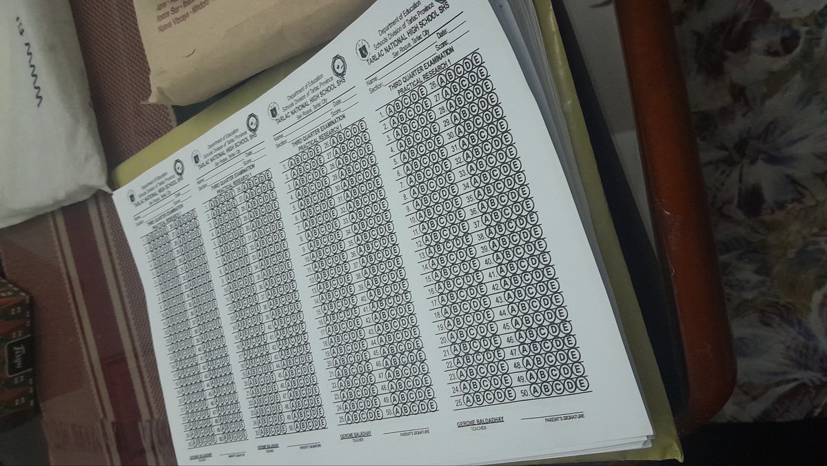 trav3losopher's tweet image. Still not feeling well. But.... 3rd Quarterly Exam ng mga junakis! LEZ DO THIS! 

#PracticalResearch
#IntroToWorldReligion