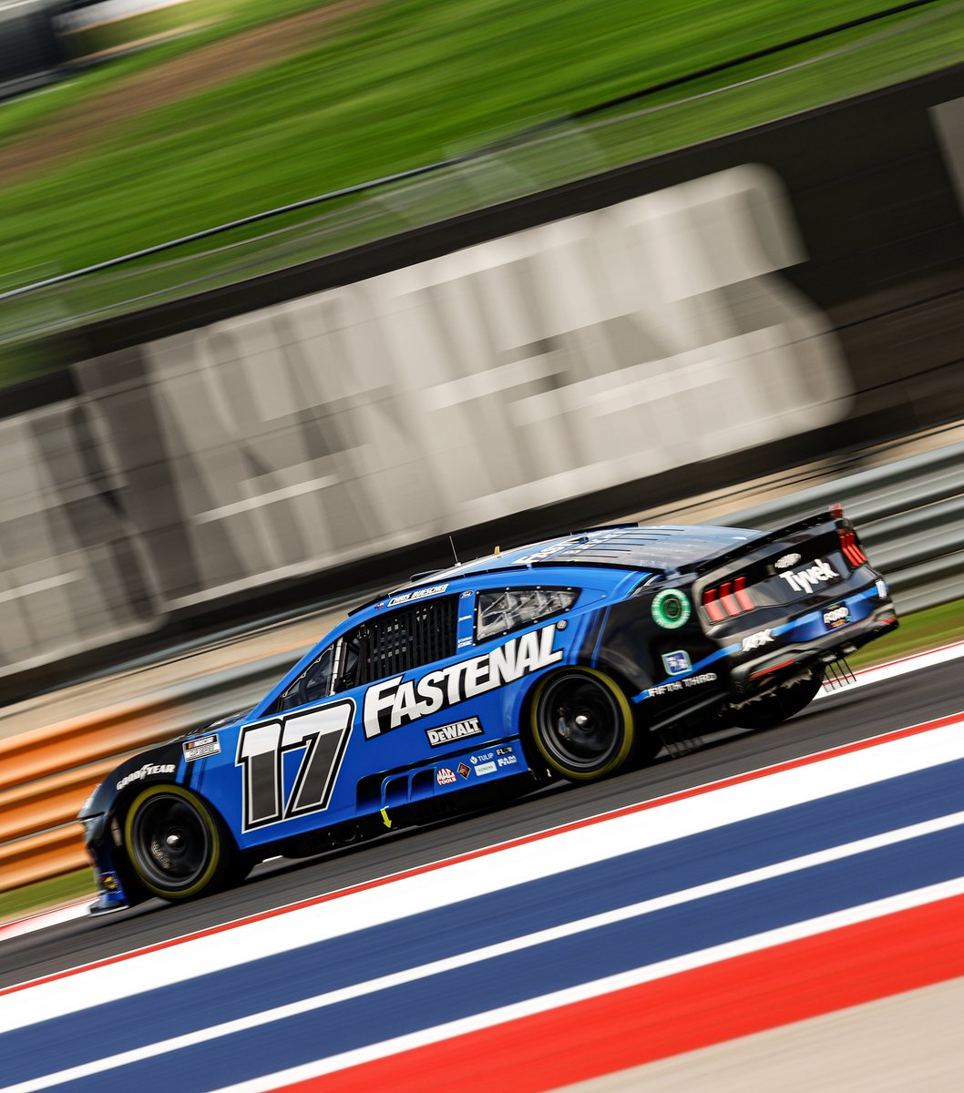 P8 in Texas. Started behind the eight ball. Freak deal parts failure yesterday. But we picked 'em off all day long today. Needed a few more things to go our way for a win... but I'm proud of this Top-10 for our @FastenalCompany Ford.