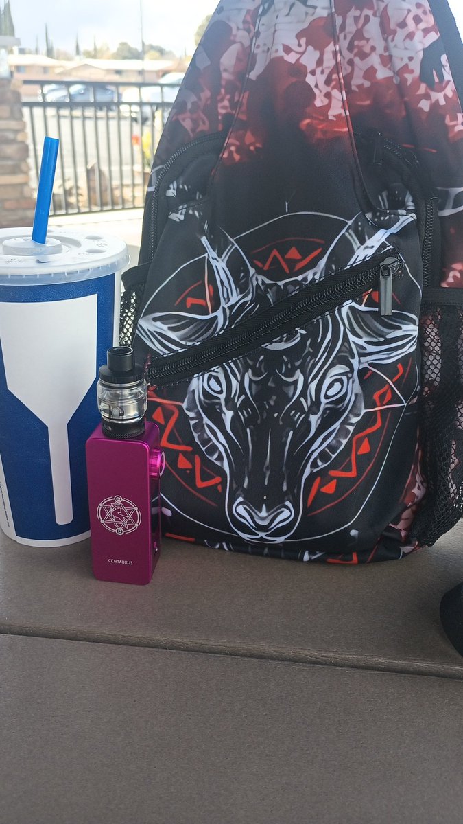 Ectoinu's tweet photo. Demon Goat Backpack - β
Sweet Tea from work - β
Vape with Kilo's Pineapple Whip - β
Random post to get content out there & cus I'm goofy as hell - β
A fuck to give - β
#contentcreator #demongoatbackpack #ectoinu #working #cook https://t.co/4sy8BDa1qm