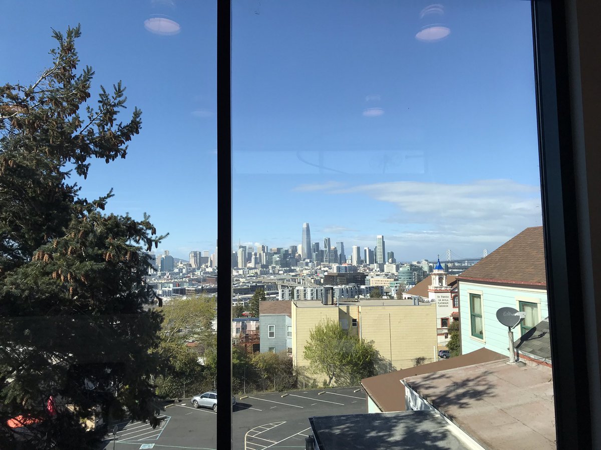I think I found the best view of @SFPublicLibrary system—Potrero branch with a nice view of the skyline of downtown SF. Almost done with my quest to visit every single library in SF. #TotalSF