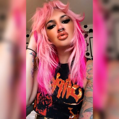 Batlover89's tweet photo. #NewProfilePic https://t.co/oQfk9h6TLO