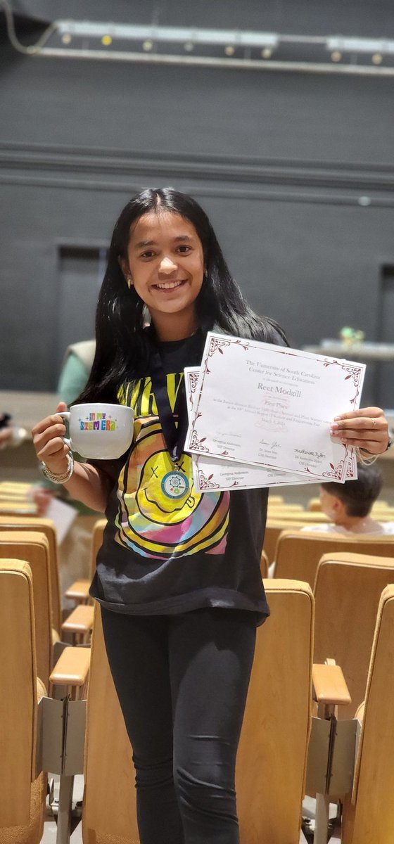 Congratulations 👏
 Reet Modgill, for your Science awards @ 68th USC Regional science Fair 2024
1st prize in biological science - plants and animal category.
Two more  awards in different categories. 
<a href="/RichlandOne/">Richland One Schools</a> @BobcatAldridge
#Richlandone