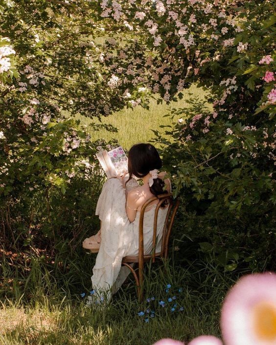 jaytea2001's tweet photo. how does pinterest see you? 
search the categories

🌼 fashion
🌼 color
🌼 mood
🌼 food

it knows me all too well 🍄🌿 https://t.co/8YGYy65VUe