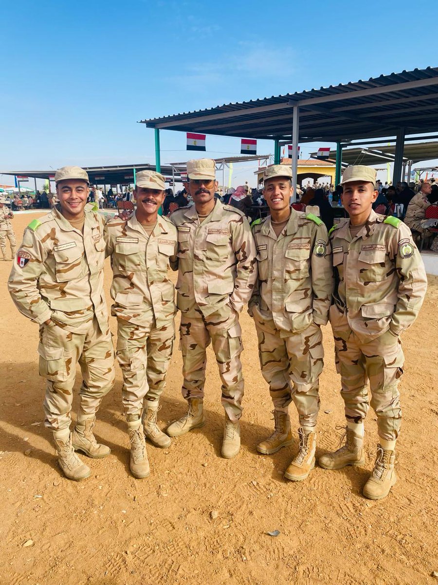 جمعونا اغراب و فرقونا احباب 
رجاله دهشور دفاع جوي