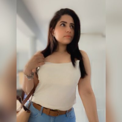 carladmorla's tweet photo. #NewProfilePic why not? ♥️ https://t.co/XVnyACILL1