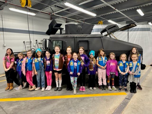 GreecePoliceNY's tweet photo. 🚨Girl Scout Tour🚨 On 3.24.24, @GreecePoliceNY provided a tour of Headquarters to Troop #60872. The Girl Scouts learned about being a police officer &amp; had some fun! Great job, Sgt. Cubiotti, Off. Militello, &amp; Off. Spall! #TheFuture #LookAtThoseSmiles https://t.co/wTnK7ELKEY