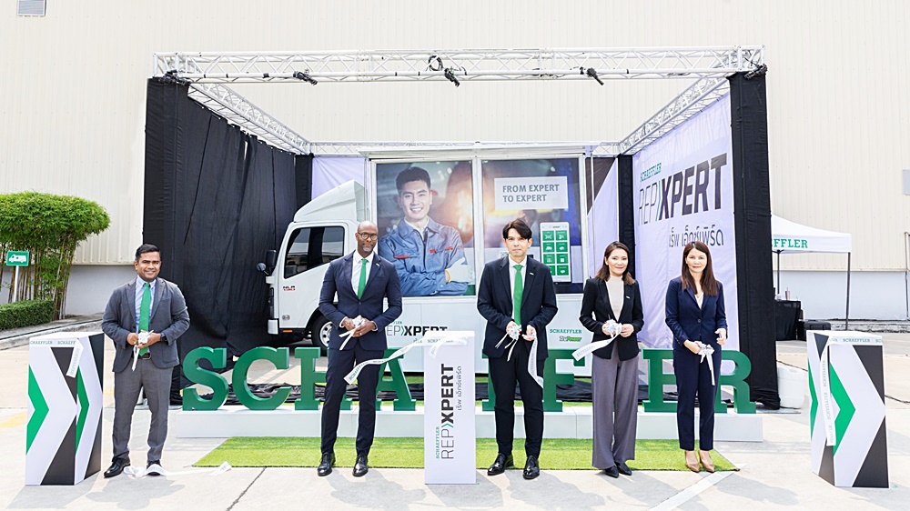 Indochina_Times's tweet image. แชฟฟ์เลอร์ เปิดตัวศูนย์ฝึกอบรมเทคนิคเคลื่อนที่ครั้งแรกในภูมิภาคเอเชียตะวันออกเฉียงใต้ “เร็พ เอ็กซ์เพิร์ด องค์ความรู้สู่ความสำเร็จ (REPXPERT - Knowledge for Your Success)”
indochinatimes.net/2024/03/Schaef…
#Schaeffler #REPXPERT #KnowledgeforYourSuccess