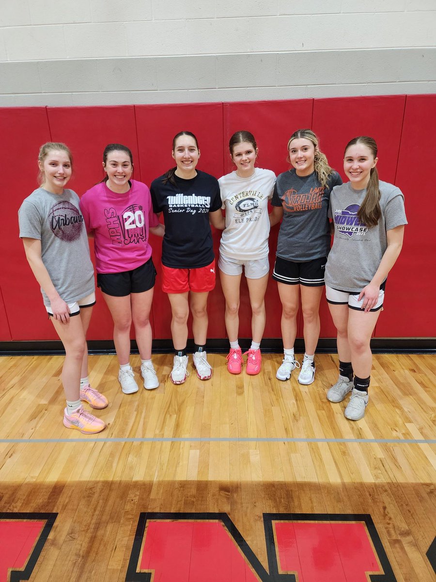 Got a message today asking if I'd be available to help out for a practice with Team Ohio by @JohnCof82518816! When would I turn down a opportunity to get in a gym and help other girls basketball players with their skills!