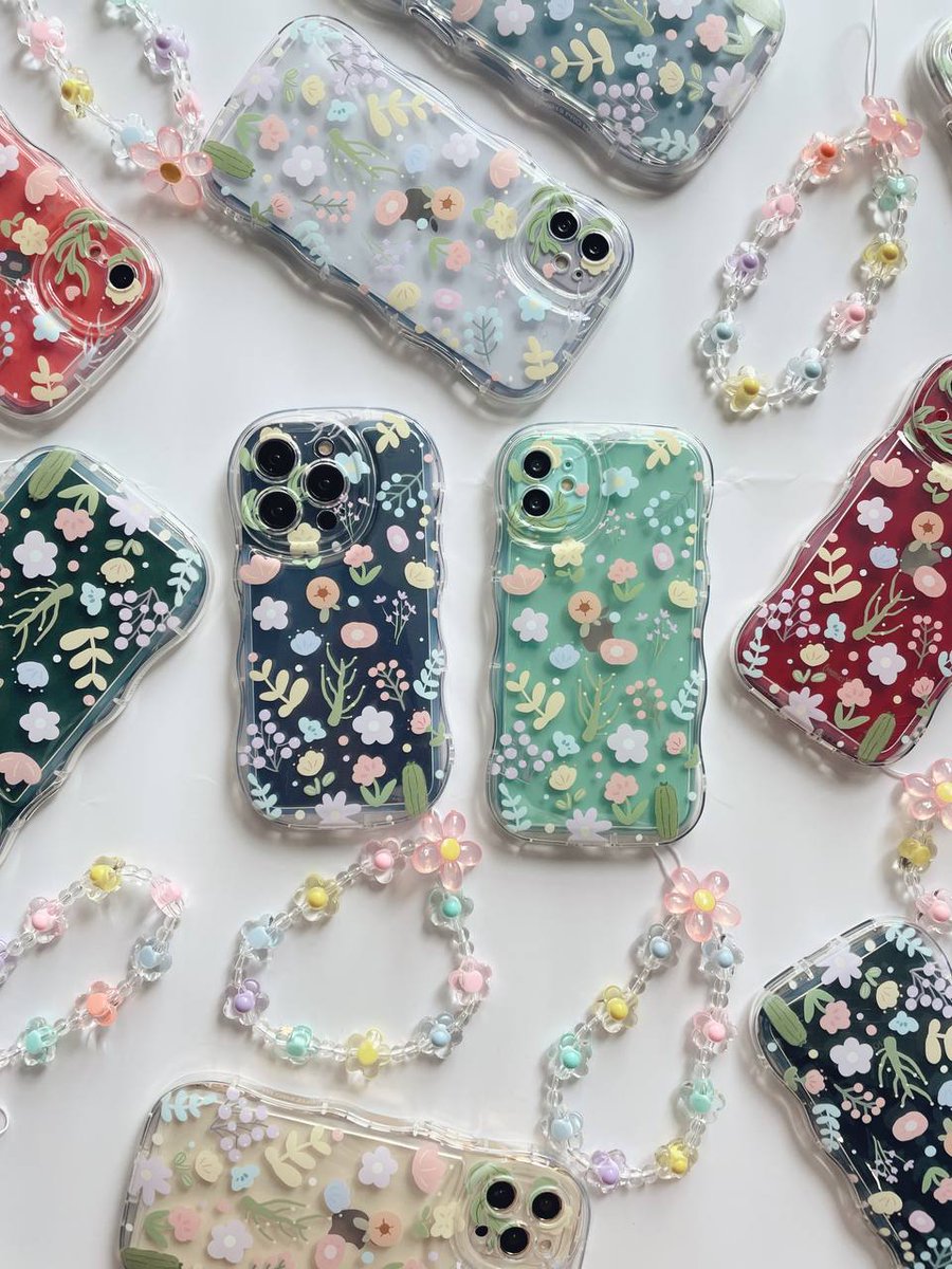‘Hani, casing mana je yang ada charm?’

Well, i gotchu baby!🫵🏻 Tiga ni memang you akan dapat charm sekali tau babe. No worries, semua below RM20 okie✨