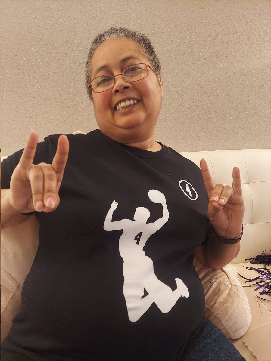 crystalmullen's tweet photo. Time for a π change #O4Ever ππ€πΎπ¦πππΎ
#LopesUp
π€πΎπ¦πππ₯ππππΊπΎβοΈ3οΈβ£ https://t.co/YKWguaoUSE