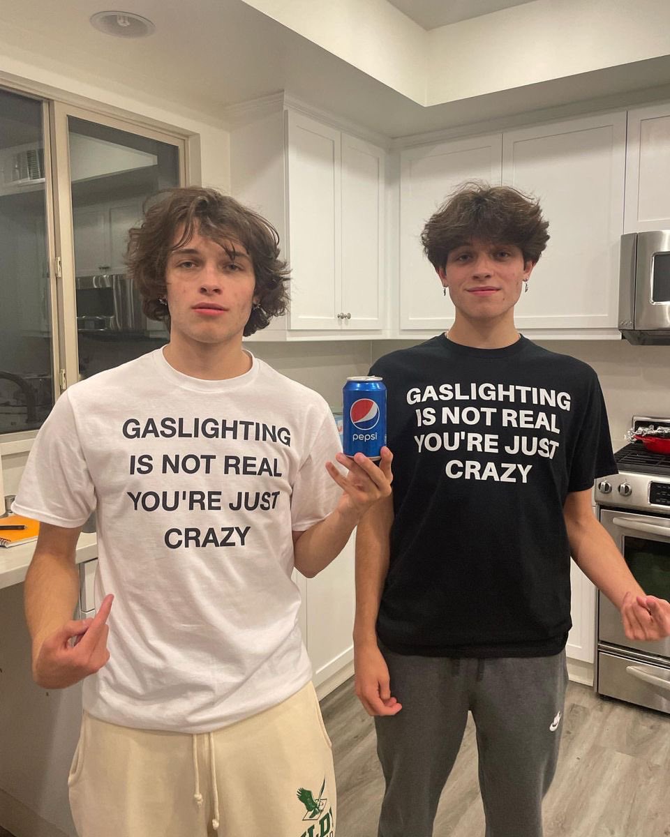 letssturn's tweet photo. MAXSOF IRL ??? @sturnstrip https://t.co/7pTOpfC0bd