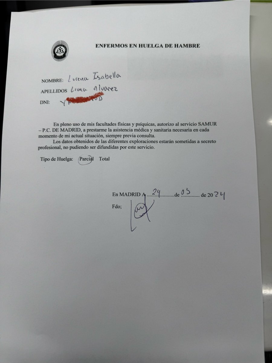 lorenalima95's tweet photo. Finalizando mi 3er día en huelga @SAMUR_PC me ha realizado exámenes médicos como control. Por ahora todo bien, algo cansada pero sana. https://t.co/lqQbPSaqw7