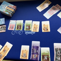 banestolive's tweet photo. 「5タワーズ」は、卓越した建築家となり、入札からカードを獲得して最も高い塔を建設することを競います。2200円　#ボードゲーム  #バネスト　https://t.co/Yj0ijIvdo8 https://t.co/Pmartysh8U