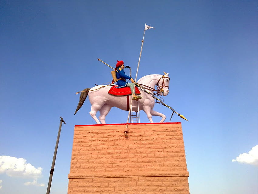 विचारों को पढ़कर कोई परिवर्तन नहीं आता,
विचारों पर चलकर ही परिवर्तन आता है।
#जय_वीर_तेजाजी 🙏
राम राम सा 
सुप्रभात 🙏