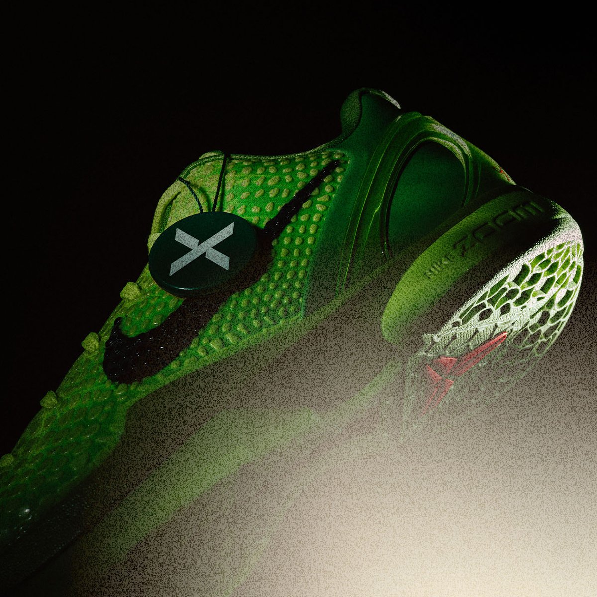 stockx's tweet photo. WE HAVE A #MidweekHeat WEEK 3 WINNER 🎉 Brayden M. is taking home the Nike Kobe 6 Protro Grinch (2020) 

Bid $1 for your chance to become our Week 4 winner 🔥 

Stay tuned for our next drop on 3/27.  More details: https://t.co/jIY9gNmVNR https://t.co/9jyhrro1dW