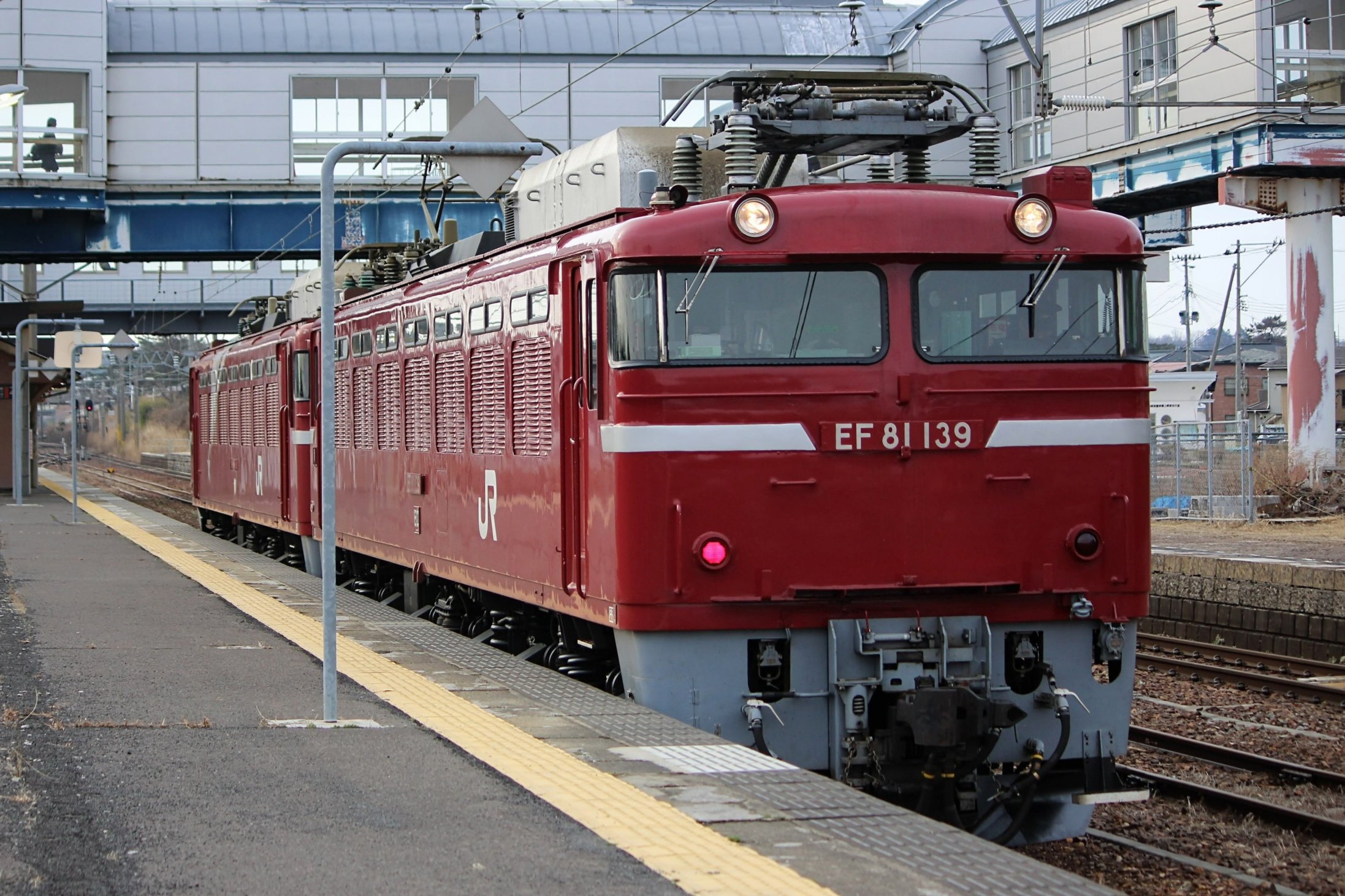 tomix SL銀河用客車(キハ141系)にTNカプラー(JC6384)取り付け