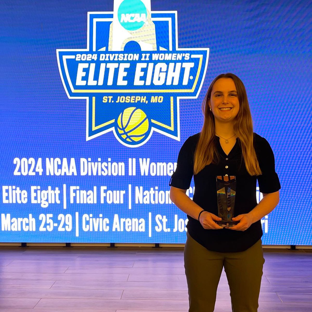 Audrey Ramsey takes home the 2024 @ncaadii women's basketball #Elite90 award!

📚 4.0
💻 Cybersecurity
🏀 @TampaWBB

#D2WBB