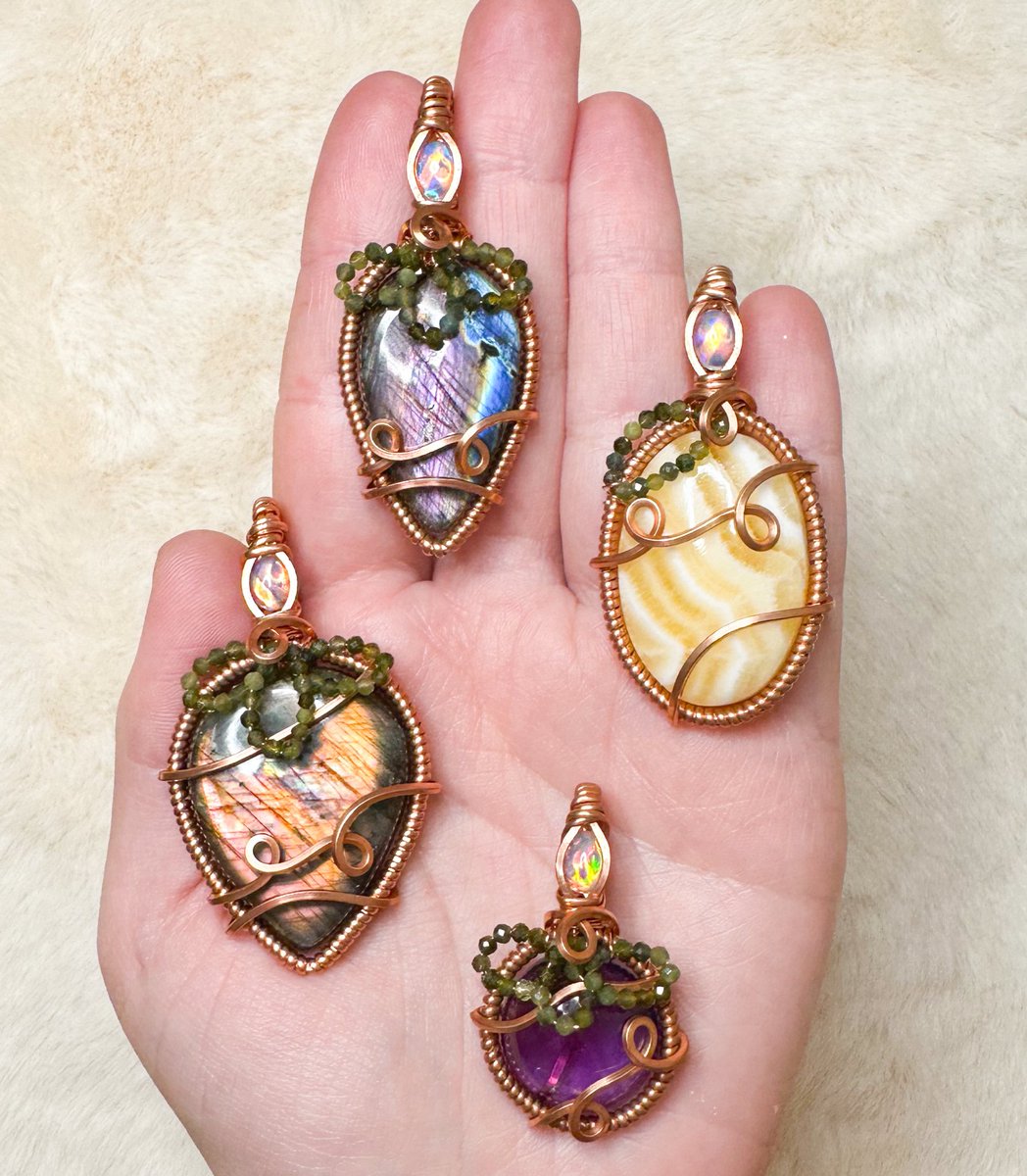 mildhippie's tweet photo. lemon, strawberry &amp; grape crystal necklaces

apart of my “grape soda” collection coming Friday March 29th 8pm eastern time 🍋🍇🍓 https://t.co/9YljRnUSDZ