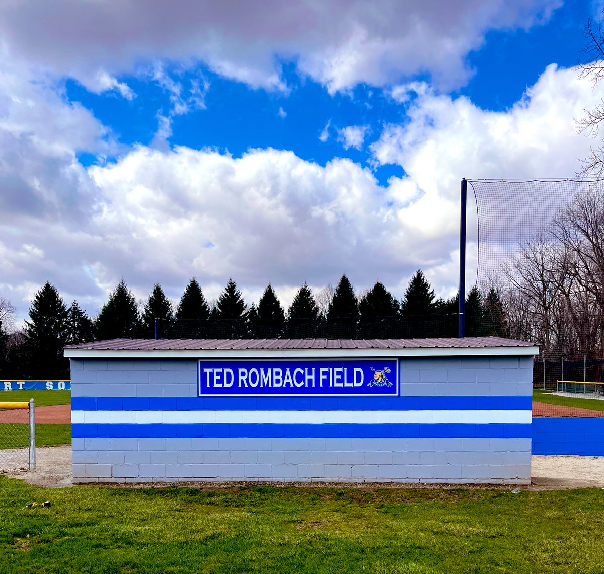 TOMORROW 

home opener 5:30pm vs Huron
Appreciation day for Legend Coach Ted Rombach 

☀️☀️☀️☀️