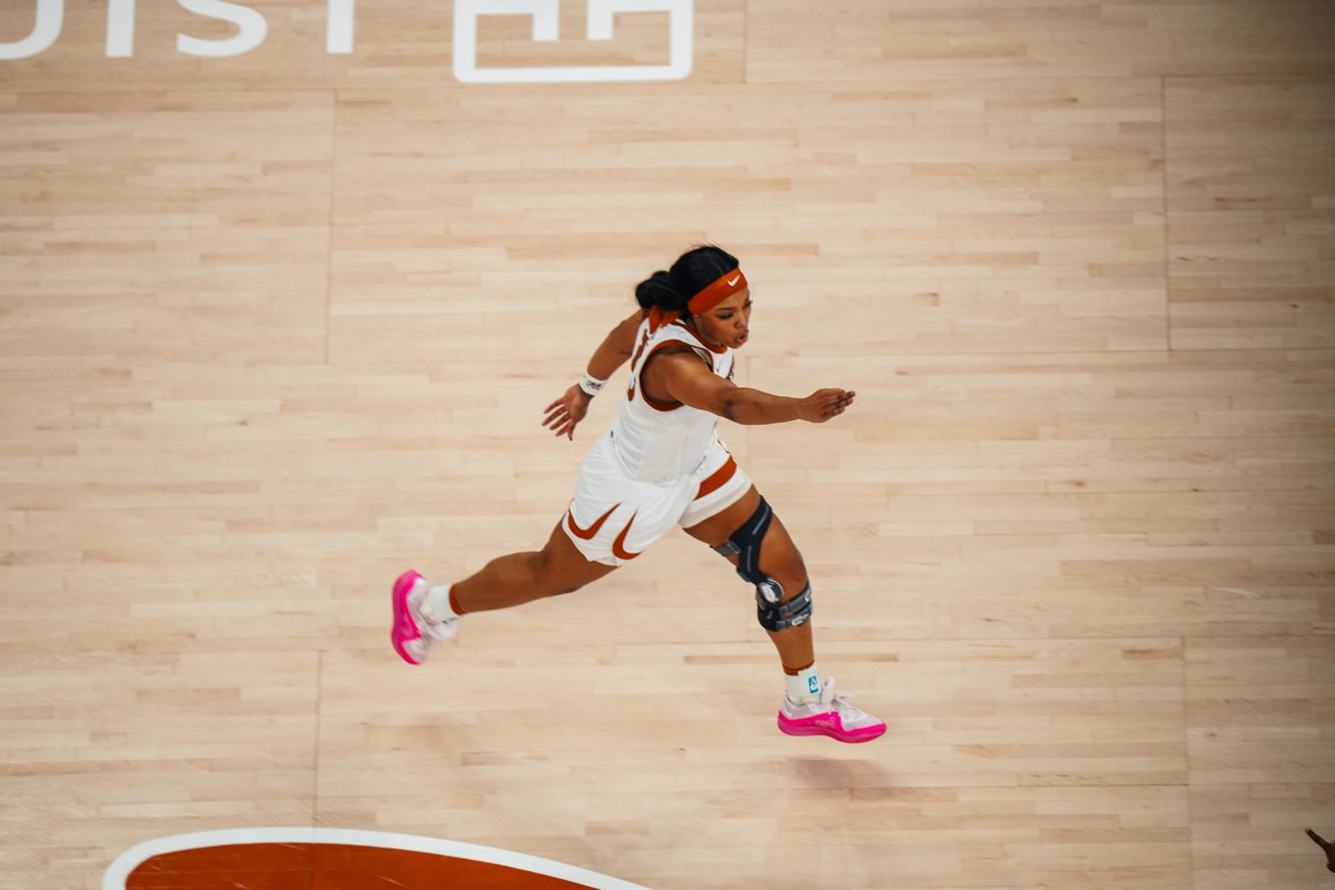 TexasWBB tweet picture