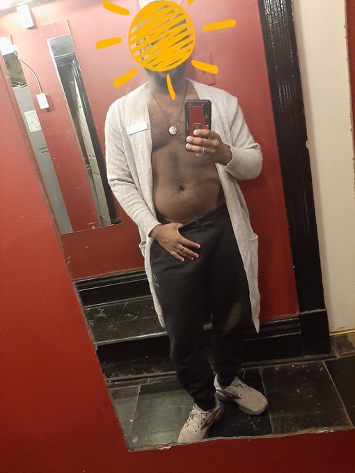 BI the way, did you know it's Swordplay tonight at Oasis Aqualounge?? Come on out and have some fun 😈  @Oasis231mutual