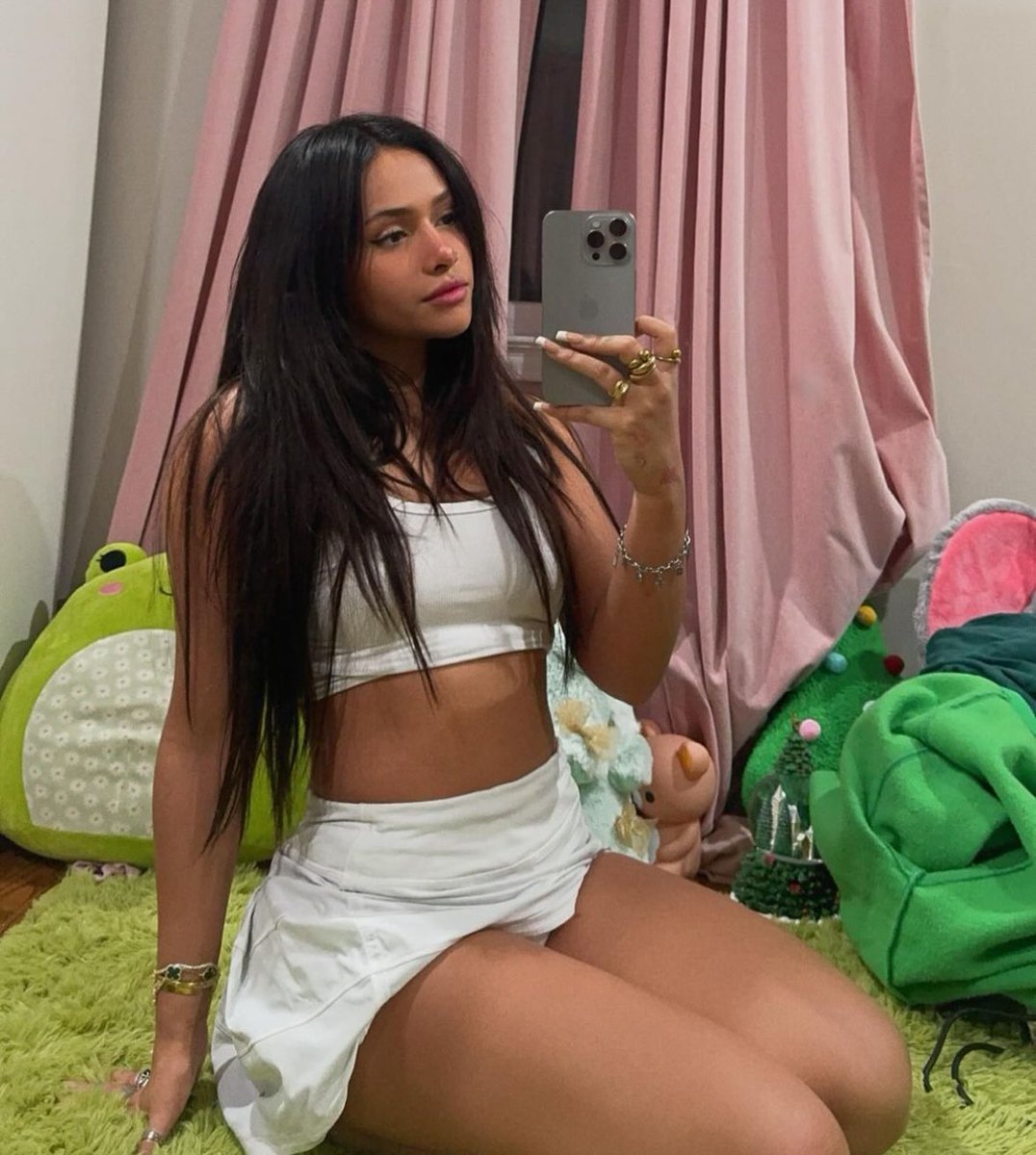 clip 🛸 tweet media