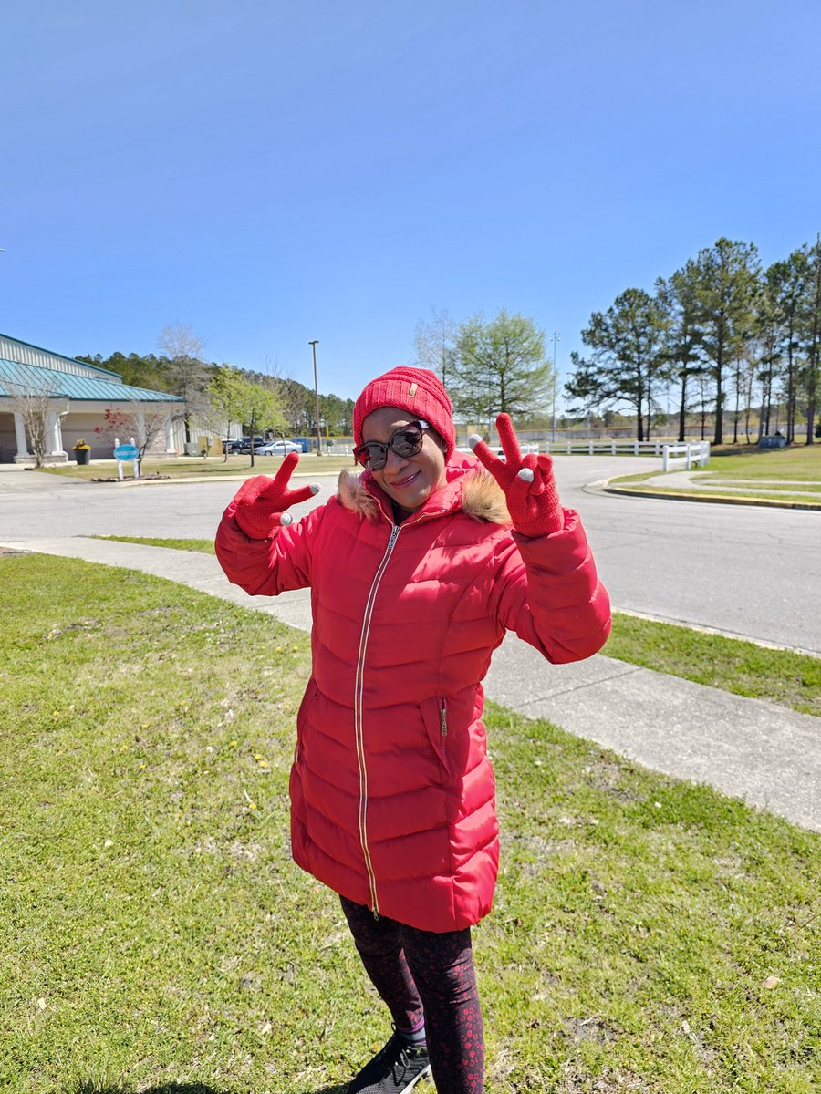 KimberlyHardyNC's tweet photo. Spent the day with the @onslowdems for another @NCDemParty #Project100 canvass! It was beautiful (yet brisk) today. Ms. Gloria was wearing red in defiance of the Republicans 😄 I was also excited to have my son Aiden and my pseudo-adopted son Ryan for his FIRST CANVASS EVER! https://t.co/OSWtElubvy